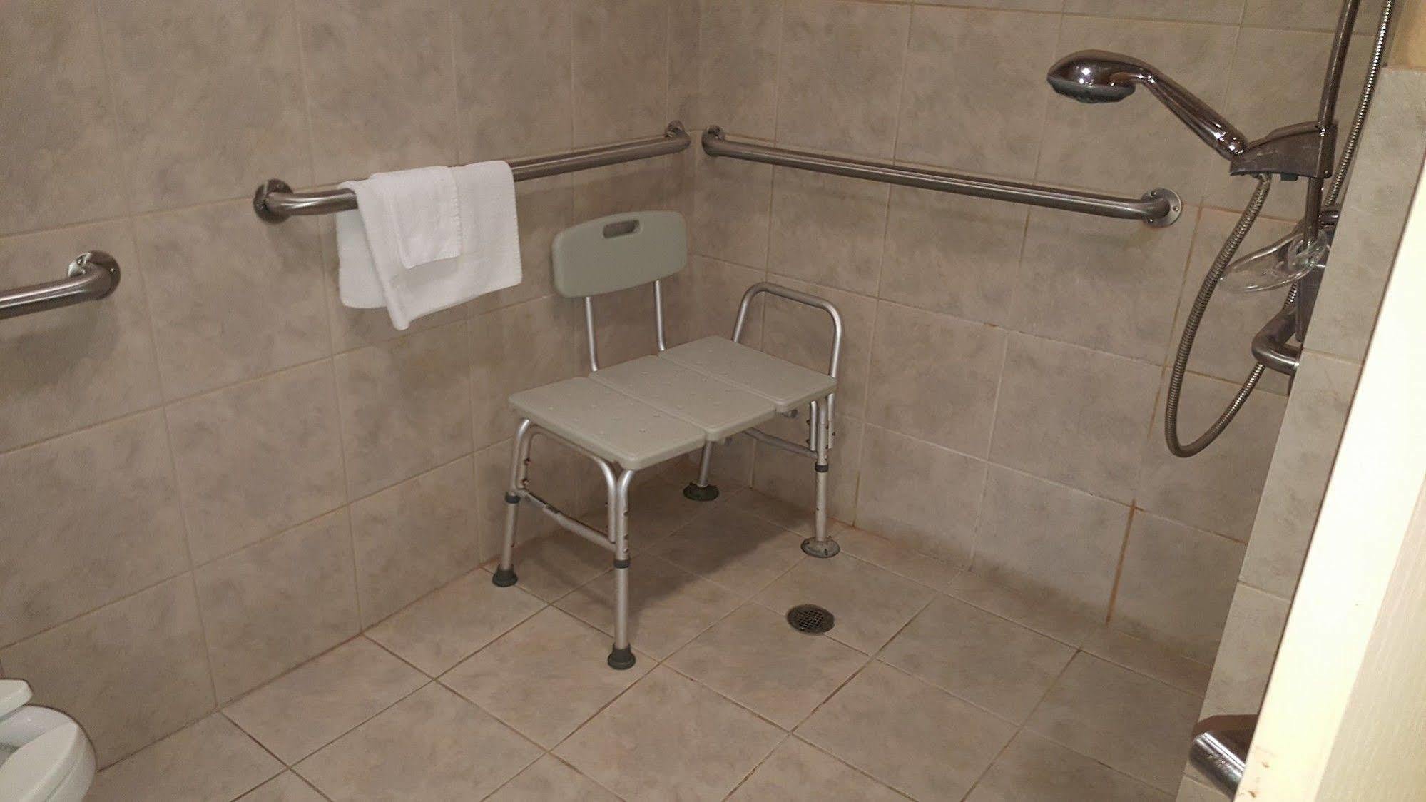 Motel Budgetel And Hearne